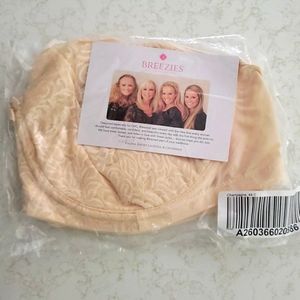 Breezies Bra 44C Champagne